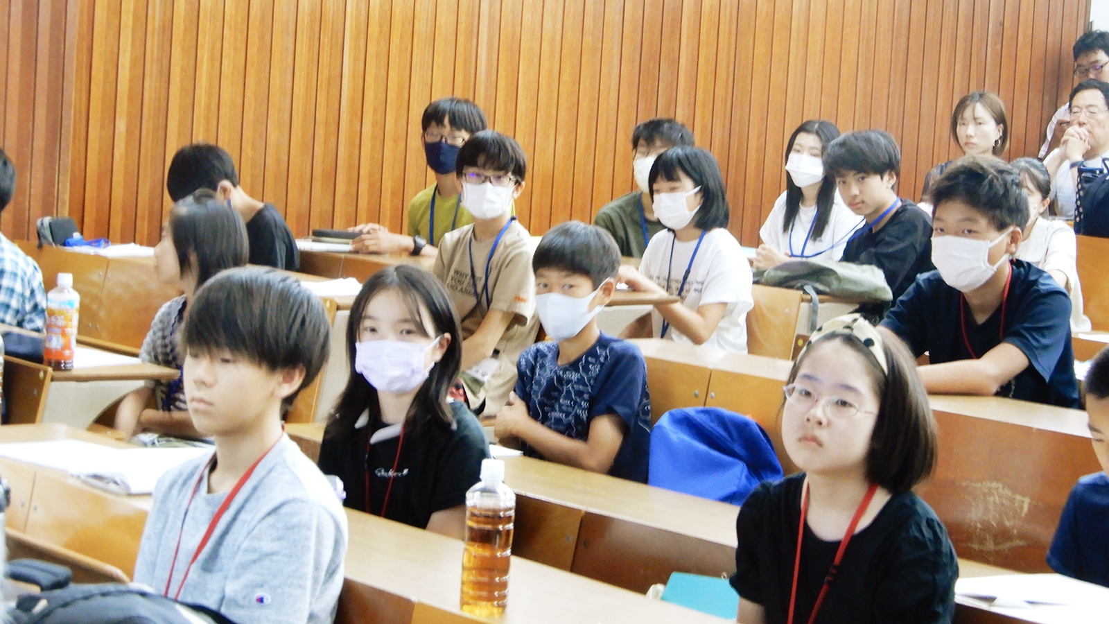 静岡STEAMフューチャースクールに通う受講生の様子